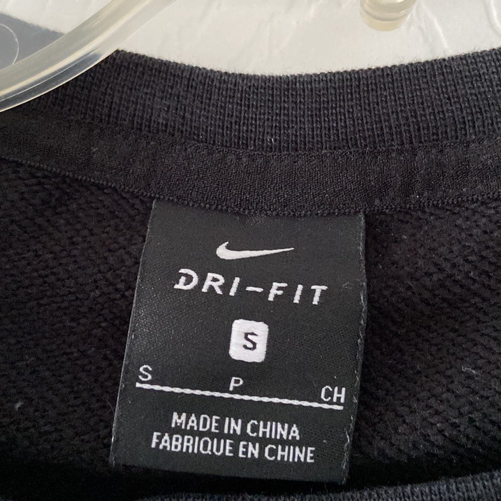 Dri -Fit Nike Crop Top size S excellent condition - Picture 2 of 7